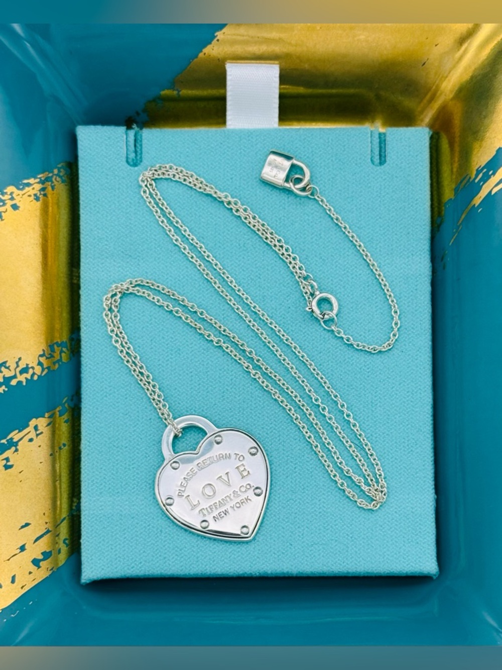 Tiffany & Co. SS Return to Love RTL Medium Heart Necklace 18-20” Necklace - Picture 4 of 8